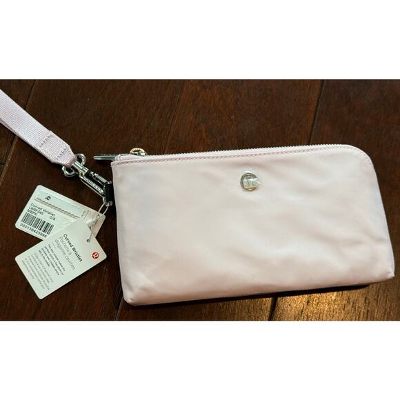 Lululemon Curved Wristlet Clutch W9FZ4S in MEPK Meadowsweet Pink NWT - Picture 11 of 13